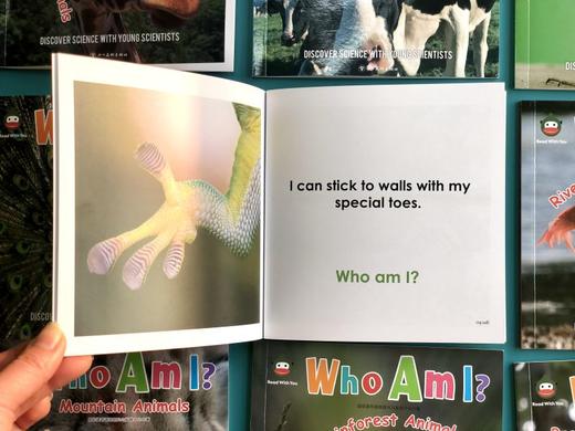 【可点读】WHO AM I?（点读版）让孩子爱不释手的谜语式动物单词小百科！ 商品图3