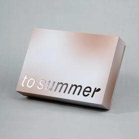 年度限定—西溪桃花香氛礼盒（周三晚8点，仅限产品体验官购买）下单后3-5天，顺丰快递发出「观夏tosummer」