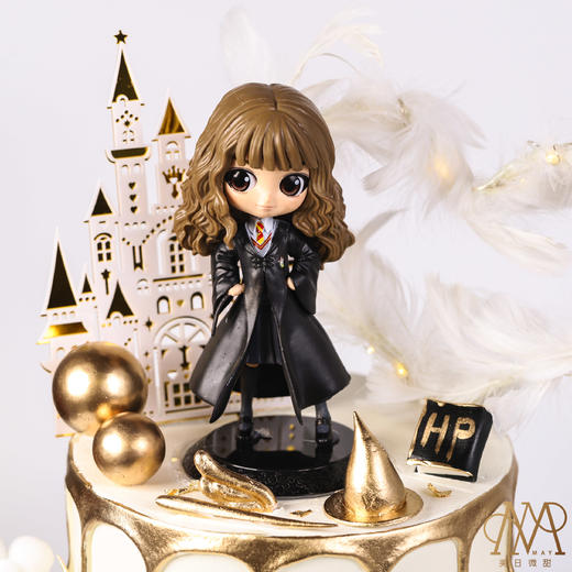 B3575“双层哈利波特学院·学霸赫敏蛋糕”白底金淋面（送孩子 女生 小朋友） 商品图1