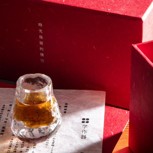 酒器套装礼盒 一壶两杯 传承匠人手作 每一只都是独一无二的 东方美学传承 还可以做花器 家居饰品 无铅玻璃|百里居 商品图6