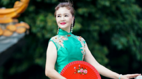 周4D旗袍艺术团公园前1【于杰】