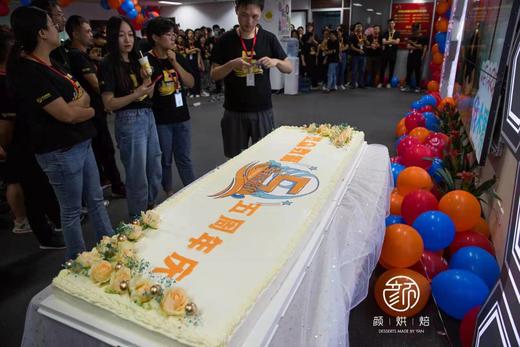 览众数据定制方形庆典蛋糕 商品图2