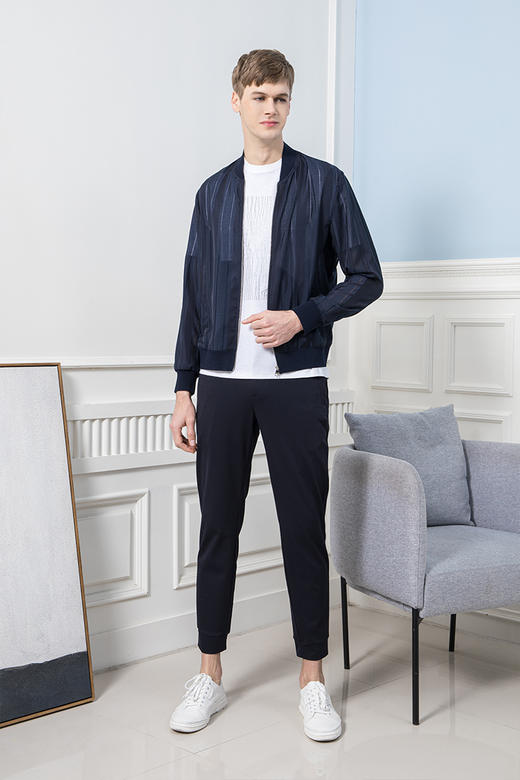 callisto藏青镂空提花轻便夹克  SQFEJ005C 商品图3