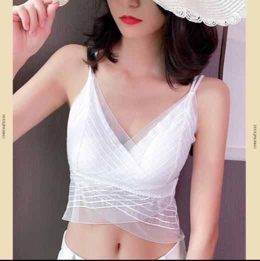 【2件超值装】新款美背蕾丝魔术贴吊带 薄款防走光外穿 一体式吊带衣女交叉无钢圈 聚拢性感内衣 商品图6
