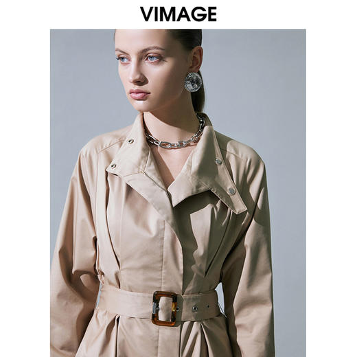  VIMAGE纬漫纪V1504103风衣 商品图3