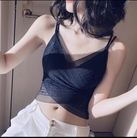 【2件超值装】新款美背蕾丝魔术贴吊带 薄款防走光外穿 一体式吊带衣女交叉无钢圈 聚拢性感内衣 商品图7