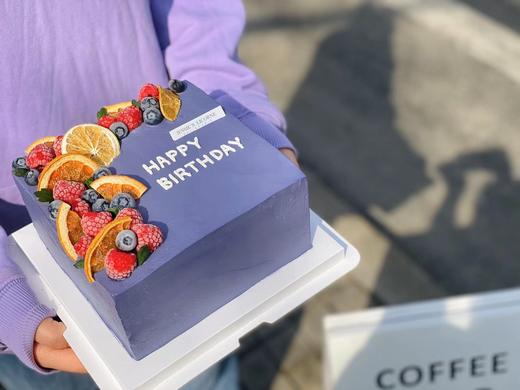 梦幻紫色方形水果生日蛋糕 商品图1