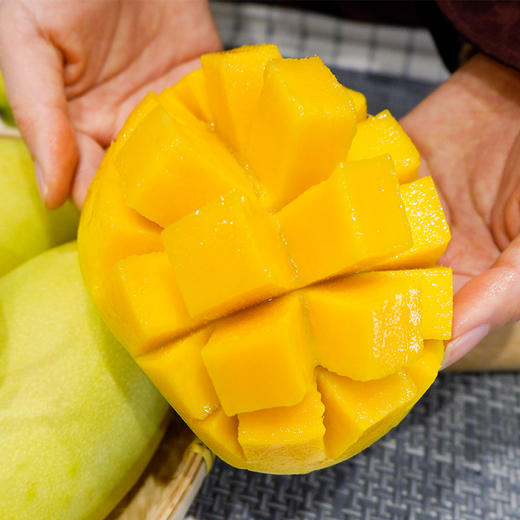 广西玉芒芒果 软糯香甜 果肉软滑多汁 4.5装 商品图0