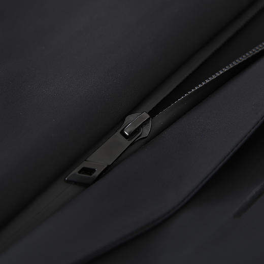 YvesFigarau伊夫·费嘉罗904201羽绒服 商品图3