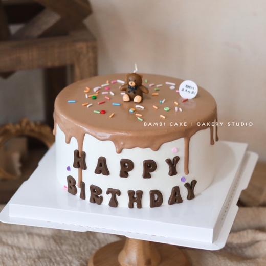 小熊蜡烛奶油蛋糕 商品图1