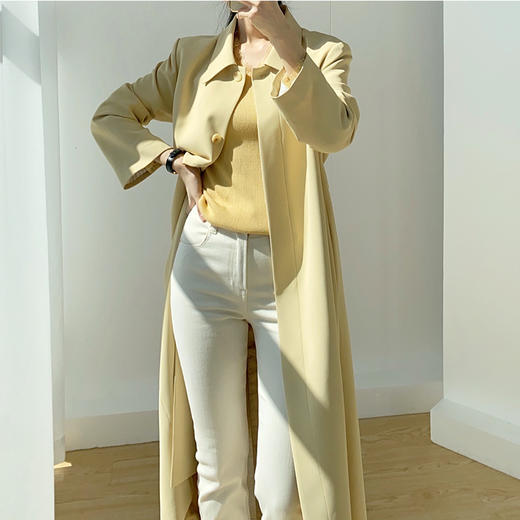 气质女神范·鹅黄色长款风衣外套 商品图0