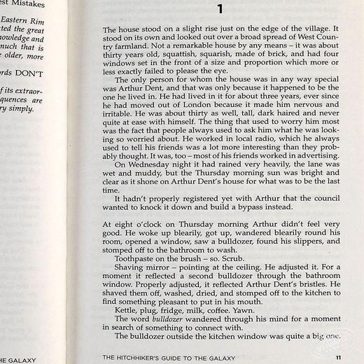 【中商原版】The Ultimate Hitchhiker s Guide to the Galaxy 英文原版 银河系漫游指南合集 五部曲 Douglas Adams 商品图7