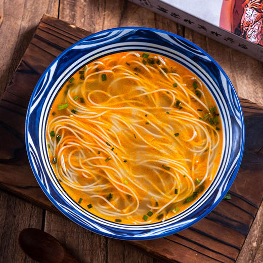 鲜辣牛油牛肉银丝面   （141g*5盒） 商品图1