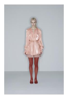 多层抽褶连衣裙