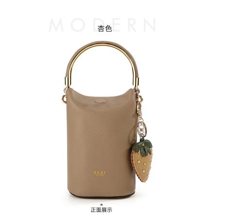 【品牌授权 全国联保】SADI/萨迪 时尚明星同款水桶包SD3339 商品图2