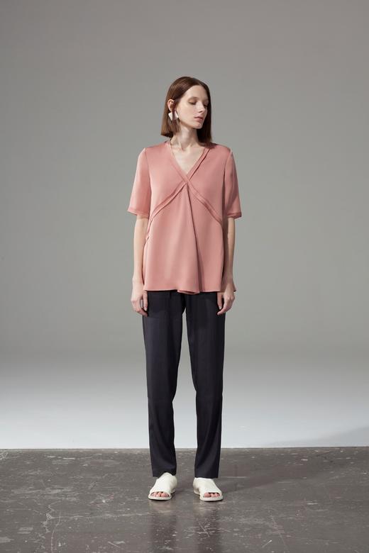 V领领口压边上衣 商品图0