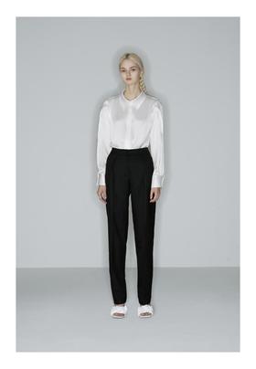 简约飞袖设计衬衫