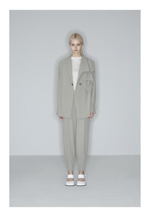 单肩花边西服 商品图0