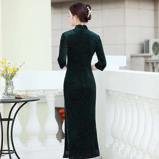 SML  622植绒烧花高开叉改良气质旗袍 商品图3