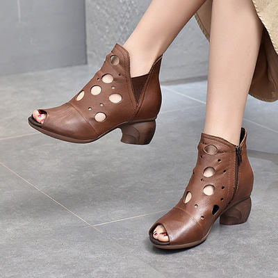 T65610-1 镂空鱼嘴鞋头层牛皮粗跟凉鞋2021年新款真皮洞洞凉靴女罗马鞋 商品图0