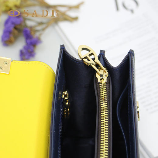 【品牌授权 全国联保】SADI/萨迪女士包包手提斜挎包SD3549-12-2M 商品图3