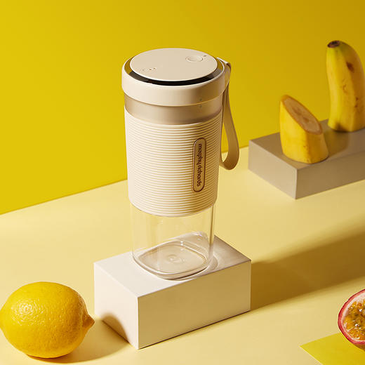 摩飞榨汁杯无线充电便携式MR9600家用电动小型水果汁机宿舍学生 商品图3