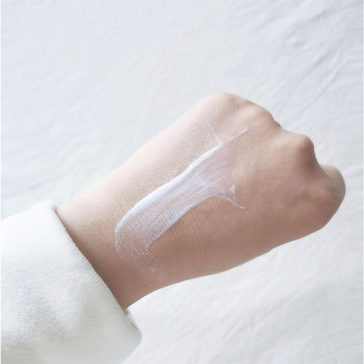 猫太推荐---用一次就爱上的防晒霜，清透如乳液，3秒成膜 UNNY防晒霜乳 商品图1