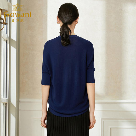 乔万尼薄款女冰丝短款针织衫女v领外套开衫外套上衣女设计感早春EI1M937 商品图3