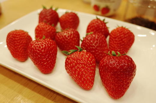 预售｜溪青农场 完熟草莓，预计4月29日左右发货，限北京！ 商品图1