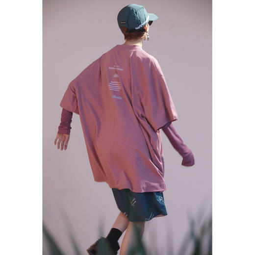 UMAMIISM 20SS 两个比利 正反两套搭配之品牌LOGO宽松圆领短袖T恤 商品图3