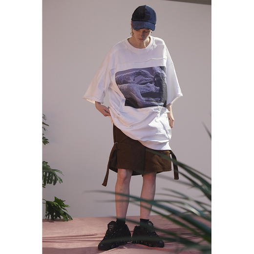 UMAMIISM 20SS 撕咬的镶钻奇珍异兽  断袖oversize贴布短袖T恤 商品图2