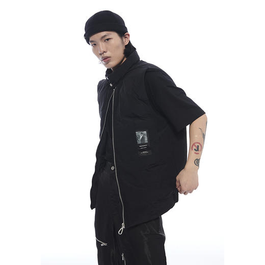 TERRAINCOGNITA边缘人主题印花棉衣马甲宽松百搭金属质感棉服男女 商品图1