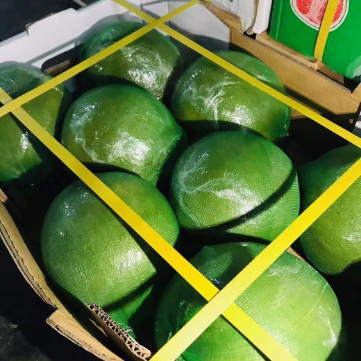 翡翠柚色泽红润 🔅肉质细嫩💧汁水丰富 ！口感甜度适中 ，是补充维生素和去火气的最佳选择❤一个口感爆棚的柚子[鼓掌] 商品图5