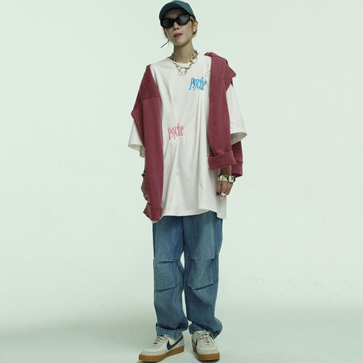 UMAMIISM 20SS 惊悚电影字体刺绣百褶圆领T恤 商品图3