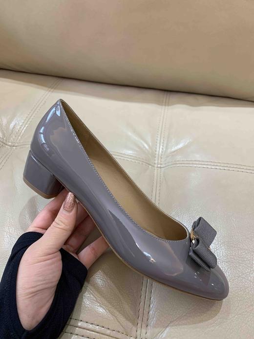 52-1经典 鸡毛织带蝴蝶结 软漆皮中跟单鞋 优雅新楦 商品图6