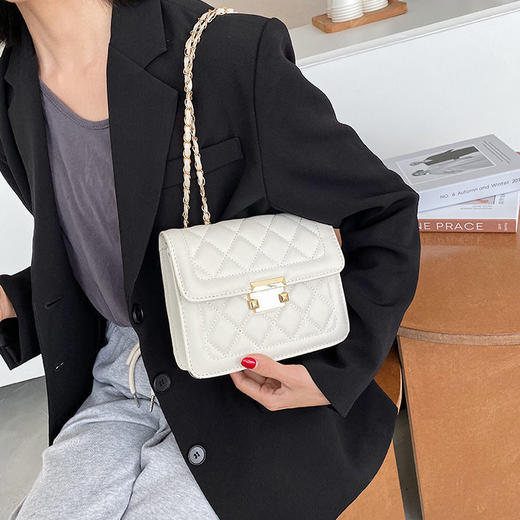 【ins爆火❗️百搭时尚小众包】好看到爆菱格链条包，网红新款超潮单肩斜挎包，洋气手提男女包腋下包，520七夕情人节礼物父亲节礼物新年礼盒年货礼盒 商品图0