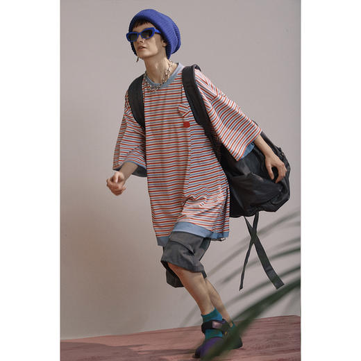 UMAMIISM 20SS  夺宝奇兵怪奇拼接双面穿莫兰迪色调圆领条纹T恤 商品图0