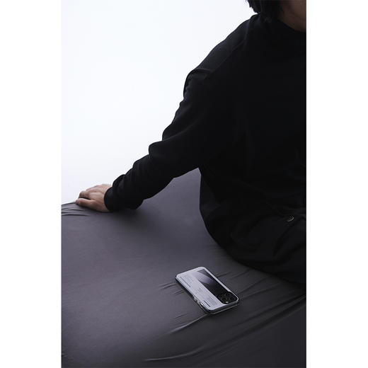 TERRA INCOGNITA 20SS主题印花高透明防摔手机保护套保护壳手机壳 商品图1