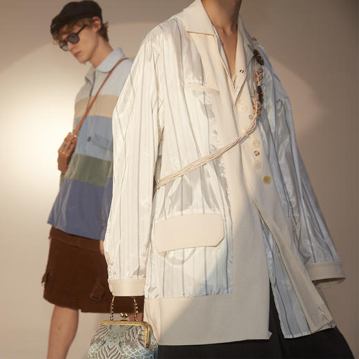 UMAMIISM 有茂密声 21SS 疯人院条纹多纽扣西装衬衫夹克 商品图4