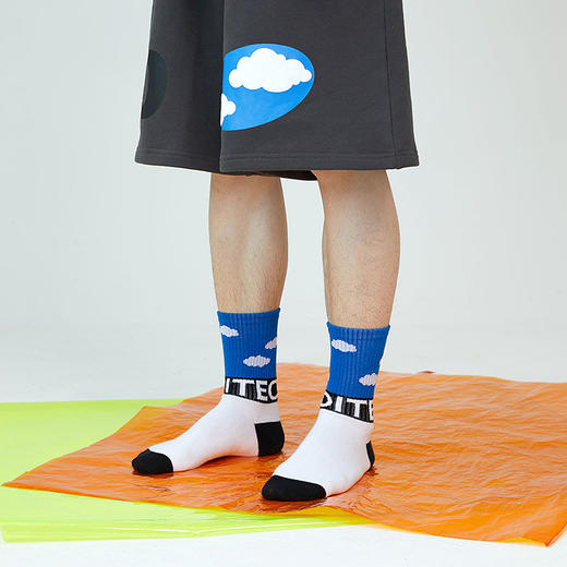 MODITEC 20秋冬三色蓝天白云撞色拼接弹力棉袜男女运动长袜3双装 商品图2