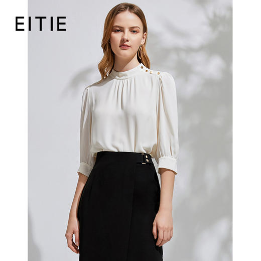 EITIE爱特爱春季新款通勤气质半高领灯笼五分袖雪纺女上衣6313008 商品图0
