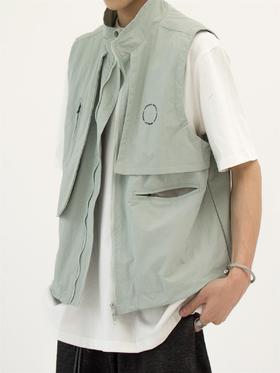 49PERCENT(49%) 原创设计2色多层次裁片机能防水马甲高级简约