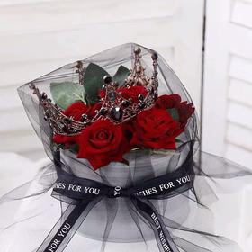 【挚爱皇冠玫瑰】- 千层生日蛋糕