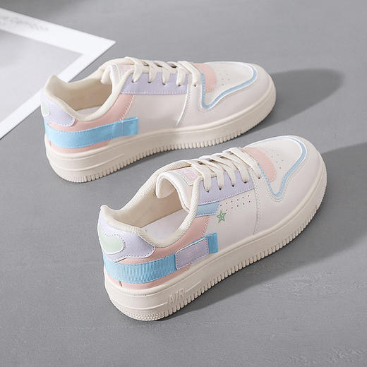 新款ins潮透气小白鞋女 2023韩版厚底板鞋女 春夏季学生街拍鞋子 商品图4