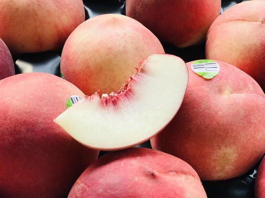 澳洲空运76水蜜桃硬的脆爽很甜桃味浓软后爆汁18规格中果