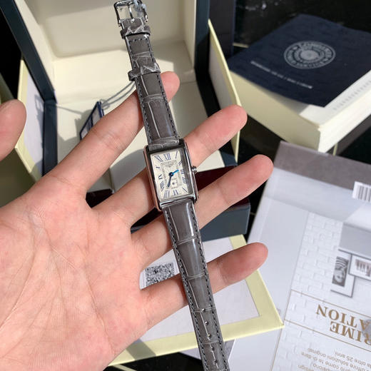 原单狠货来袭！渠道货！林志玲同款！浪琴表黛绰维纳鳄鱼皮系列！ 商品图0