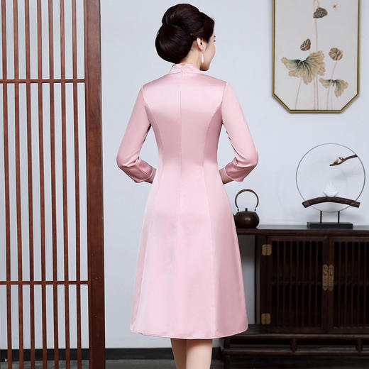 上海旗袍厂JC-JY5036婚礼妈妈礼服洋气年轻喜婆婆婚宴旗袍2021年新款年轻款连衣裙 商品图4