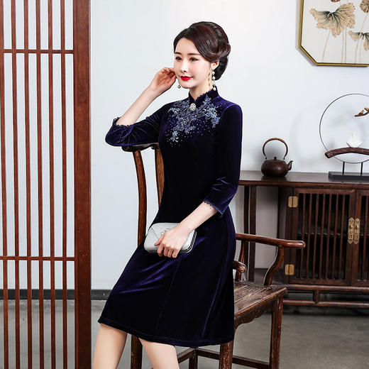 上海旗袍厂JC-JY5011七分袖春新款金丝绒复古妈妈装旗袍婚礼婚宴旗袍七分袖连衣裙 商品图3