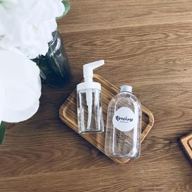 香水沐浴露，清新舒爽，如漫步雨后花园