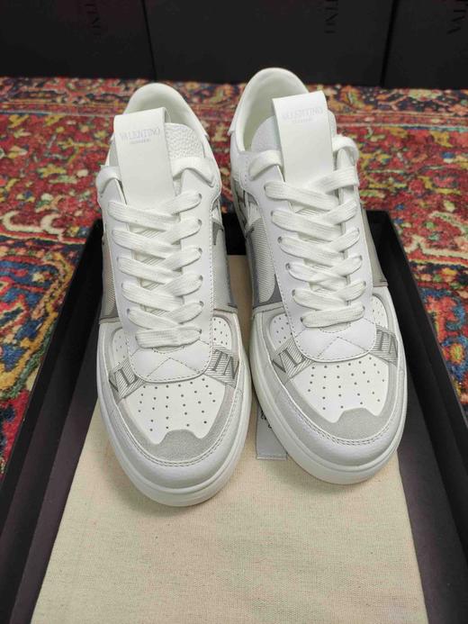 华伦天奴小白鞋-全白 商品图1